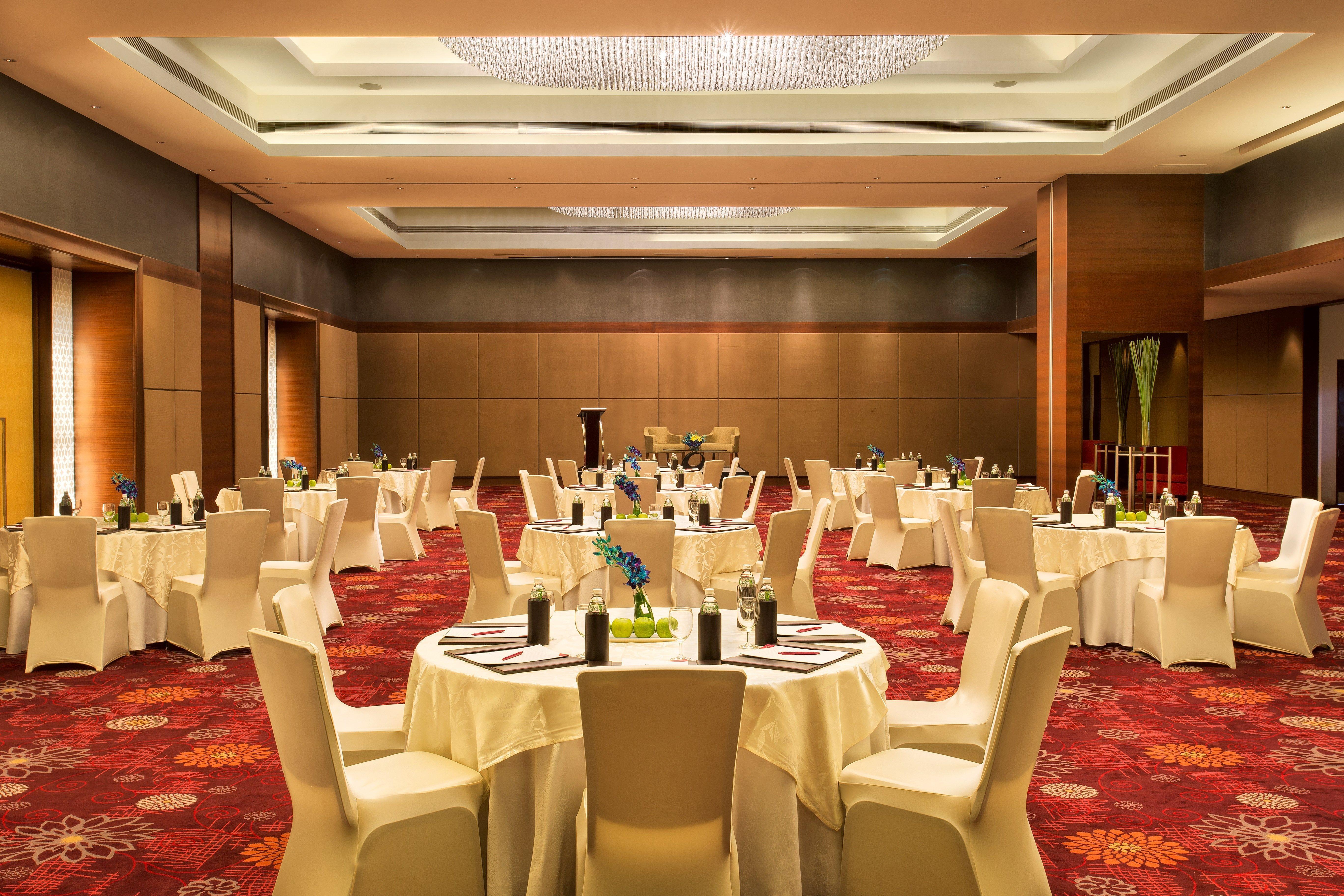 Crowne Plaza Ahmedabad City Centre By Ihg מראה חיצוני תמונה